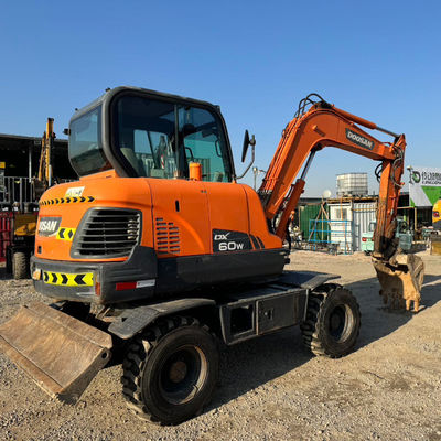48KW Χρησιμοποιούμενη μηχανή ανασκαφής DOOSAN Doosan DX60W Υδραυλική ανασκαφή 5550 kg