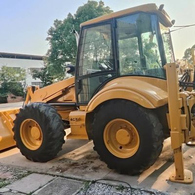 74.6kW JCB 4CX Χρησιμοποιούμενος φορτιστής Κίτρινος 4378kg Ανυψώτης μεταχειρισμένος φορτιστής backhoe τροχός Κινείται