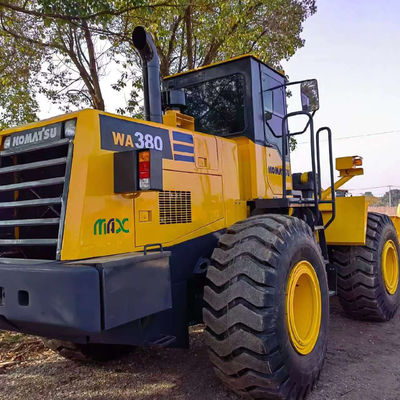 Βαρύ φορτίο 146kW Komatsu WA380 Χρησιμοποιούμενο φορτιστή τροχών 5 τόνων φορτίο για τη γεωργία