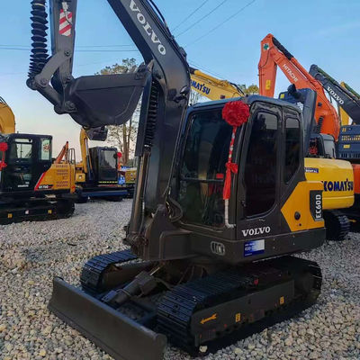 5790kg Χρησιμοποιούμενος εξορυκτής Volvo VOLVO EC60 Μηχανή μεταφοράς γης 0,3 κυβικά μέτρα Κουβάκι