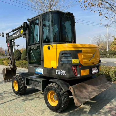 VOLCO EC60 Χρησιμοποιούμενη μηχανή ανασκαφής Πολυλειτουργικός αναπαραγωγός 2ος χειρός σκάφτες